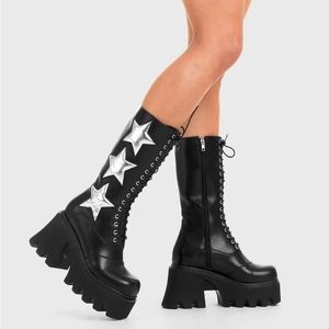 LAMODA Star Platform Boots